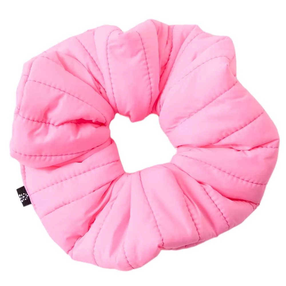 FP Movement Super Sports Puffer Scrunchie